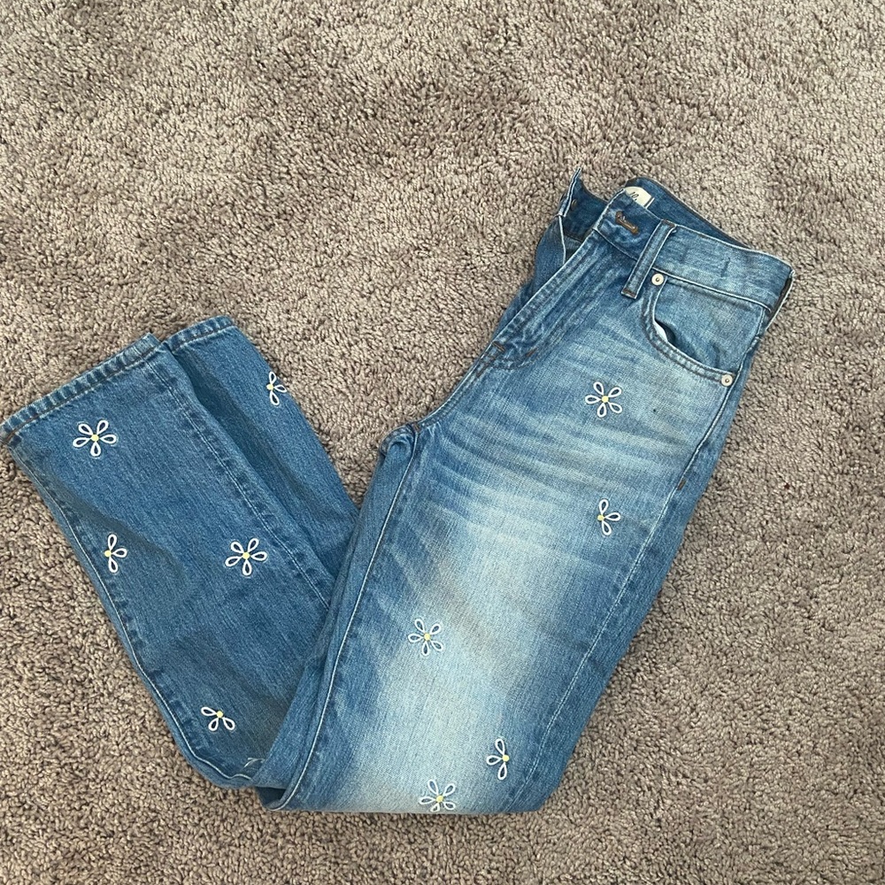 Madewell Blue Straight Leg Jeans with White Daisy Embroidery